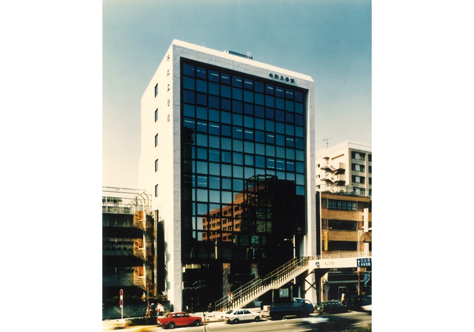 写真：共和青山五番館（東京都）